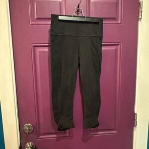 Athleta Salutation Stash Pocket II With Ruched Mesh Ankles